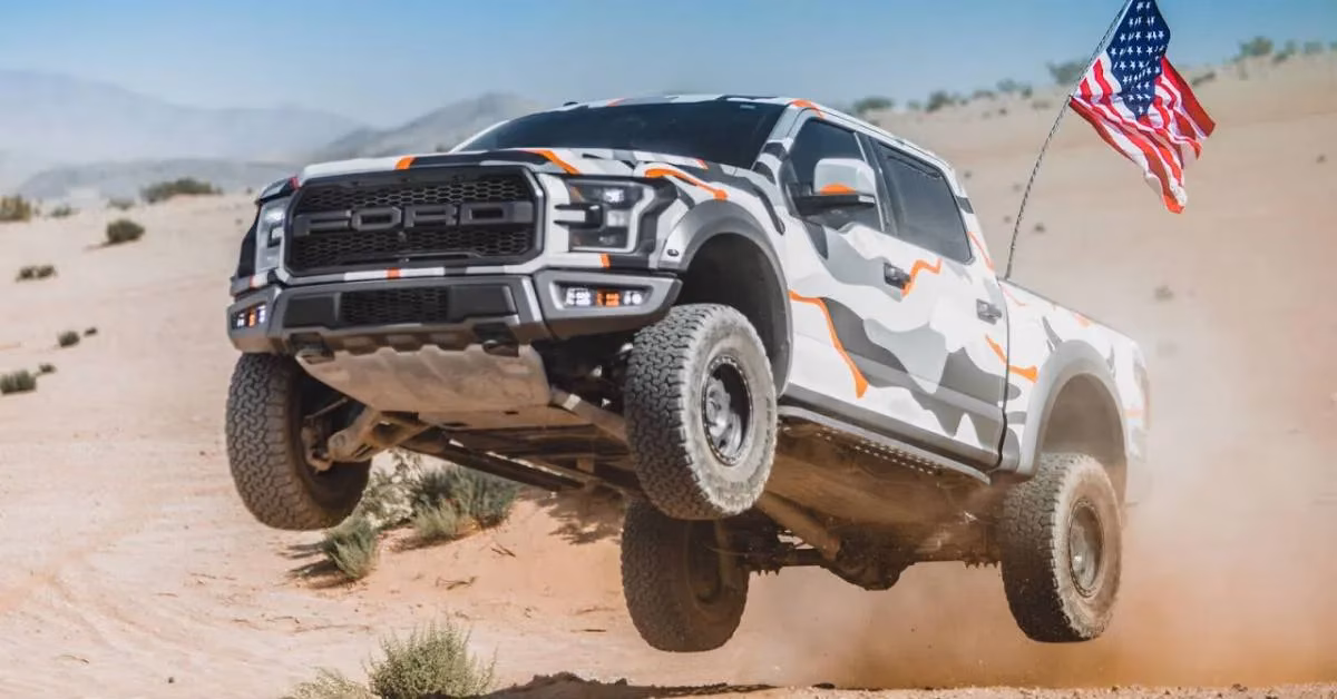 echoes-of-dust-and-grit-a-2026-testament-to-timeless-used-off-roaders-image-0