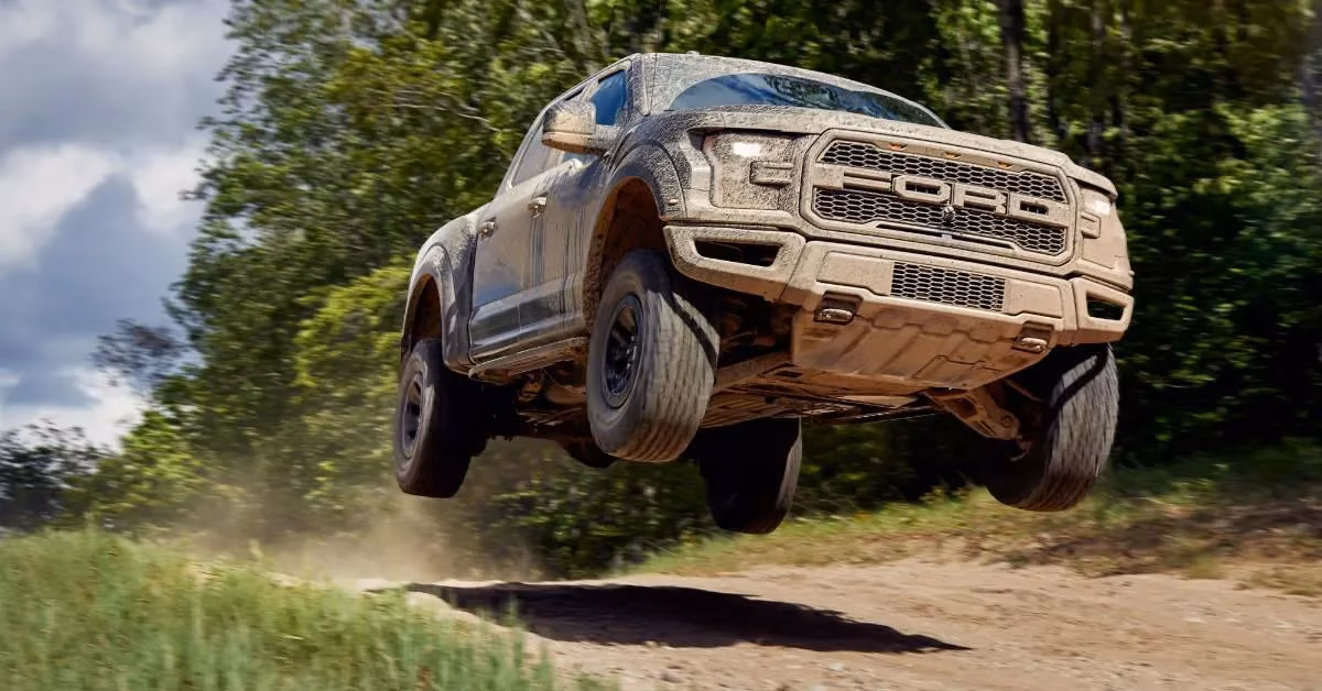ford-raptor-family-ranked-from-diesel-underdog-to-6x6-overkill-image-0