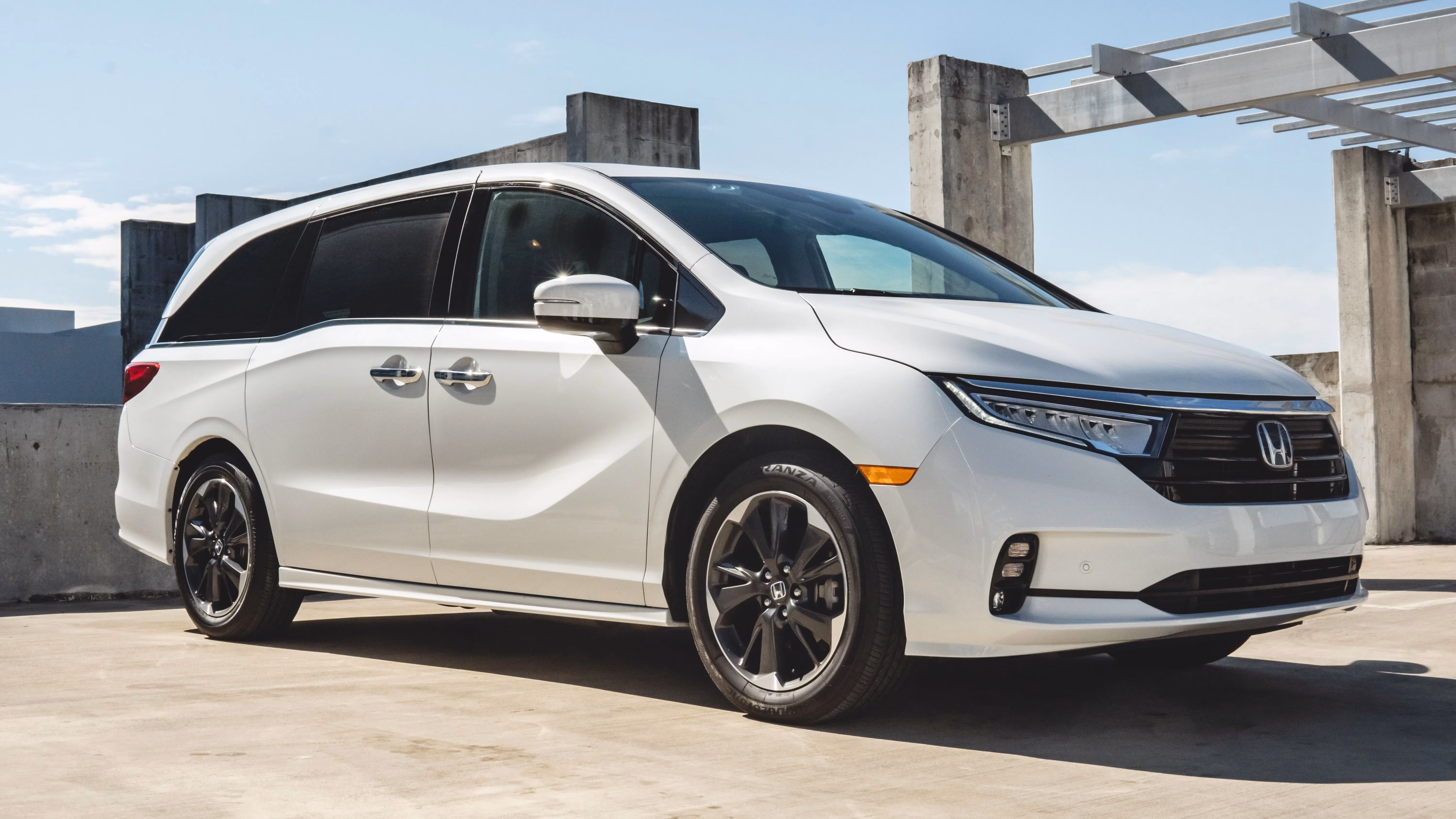 my-week-with-the-2021-honda-odyssey-a-minivan-that-surprised-me-image-1